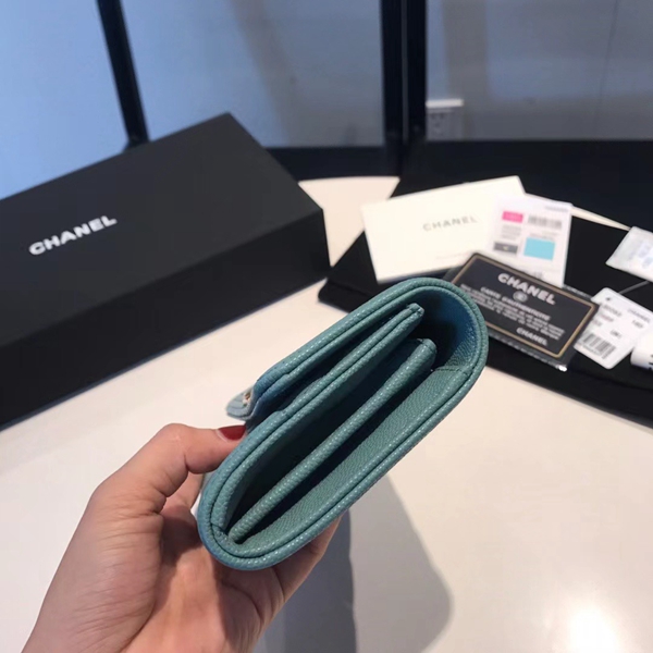 シャネル財布細部ディテール